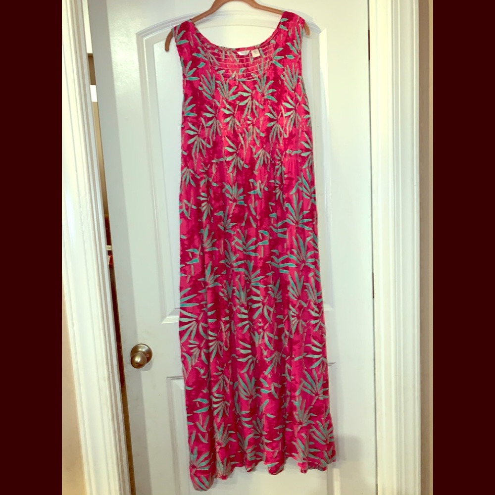 Sundress great design,  long and flowing